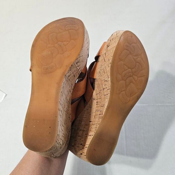 KORK-EASE Aria Wedge Sandal in Orange Leather Size 8 - Picture 7 of 9
